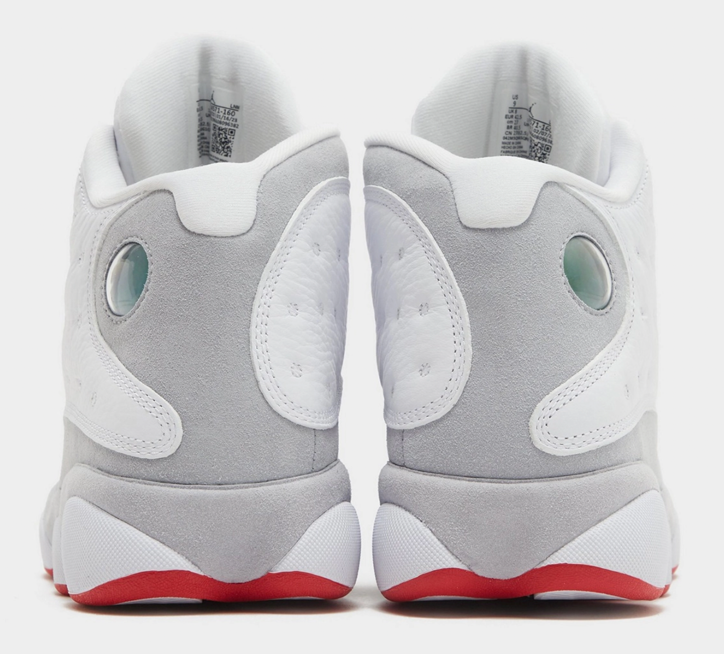 Air Jordan 13 Retro 'Wolf Grey'. Nike SNKRS