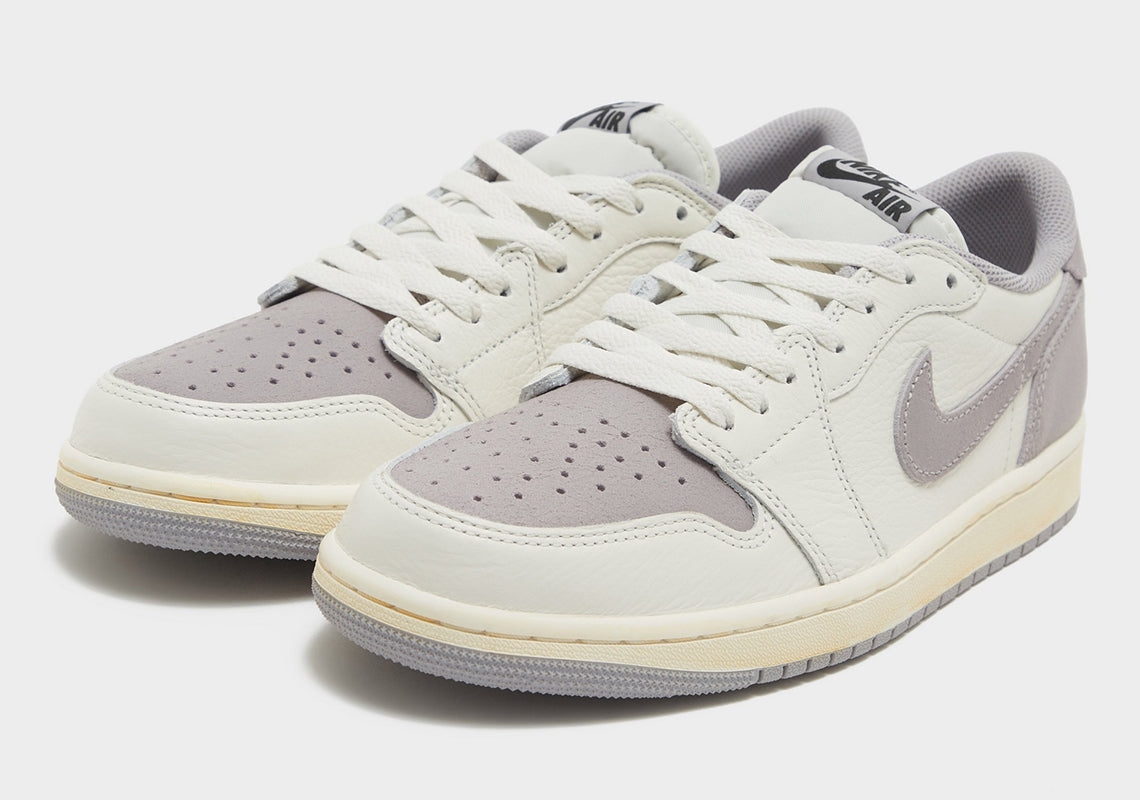 Air jordan 1 retro low og women's on sale shoe