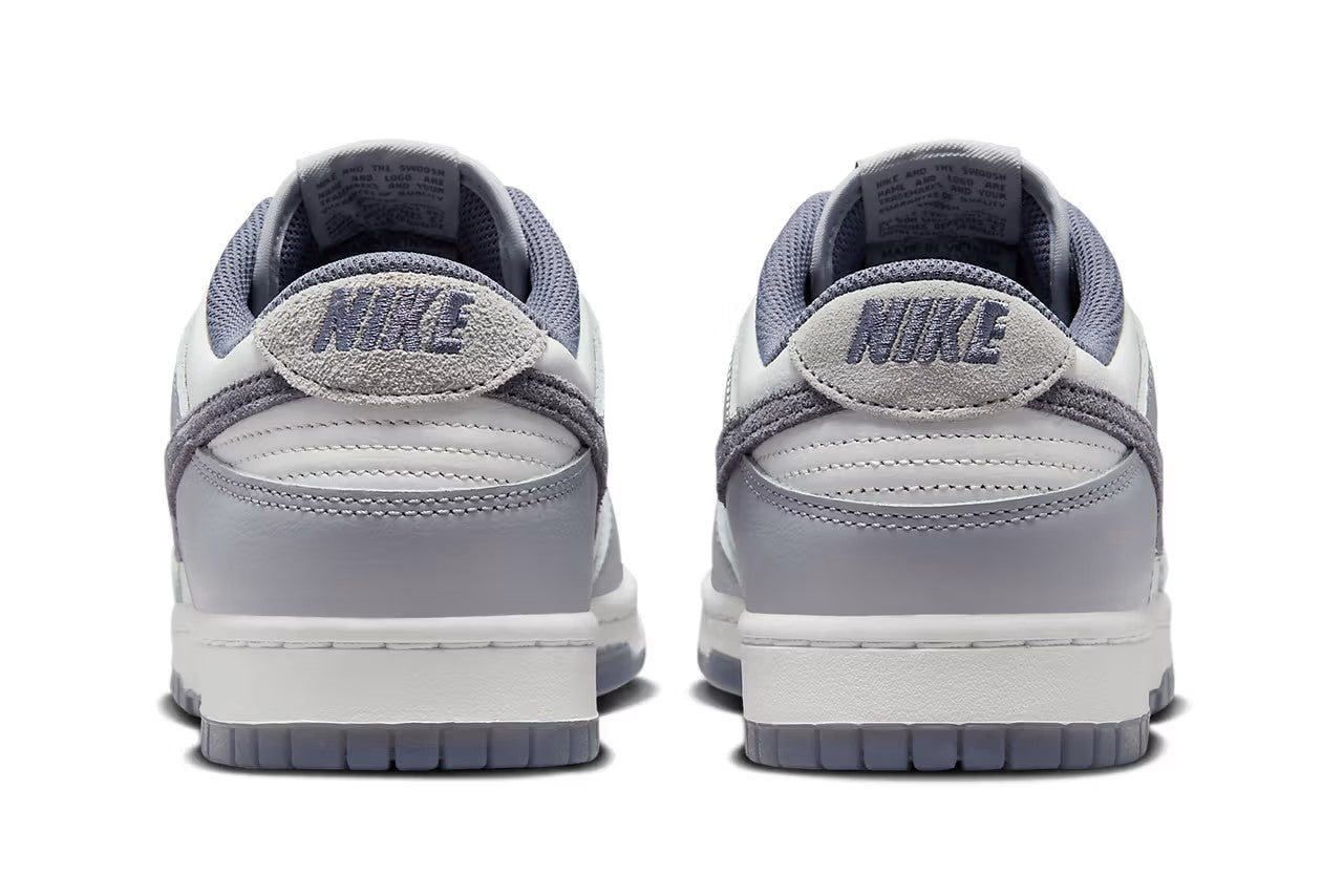 Nike hotsell silver 41