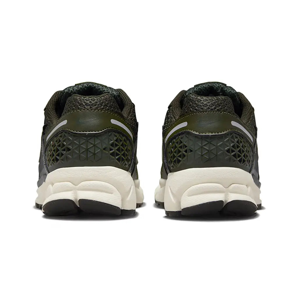 NIKE ZOOM VOMERO 5 SEQUOIA (WOMEN'S)