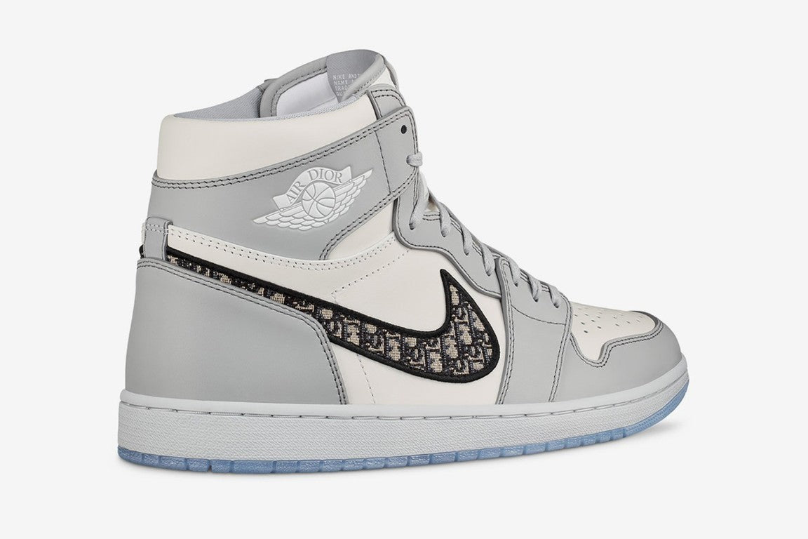 Tenis jordan 1 retro high dior new arrivals