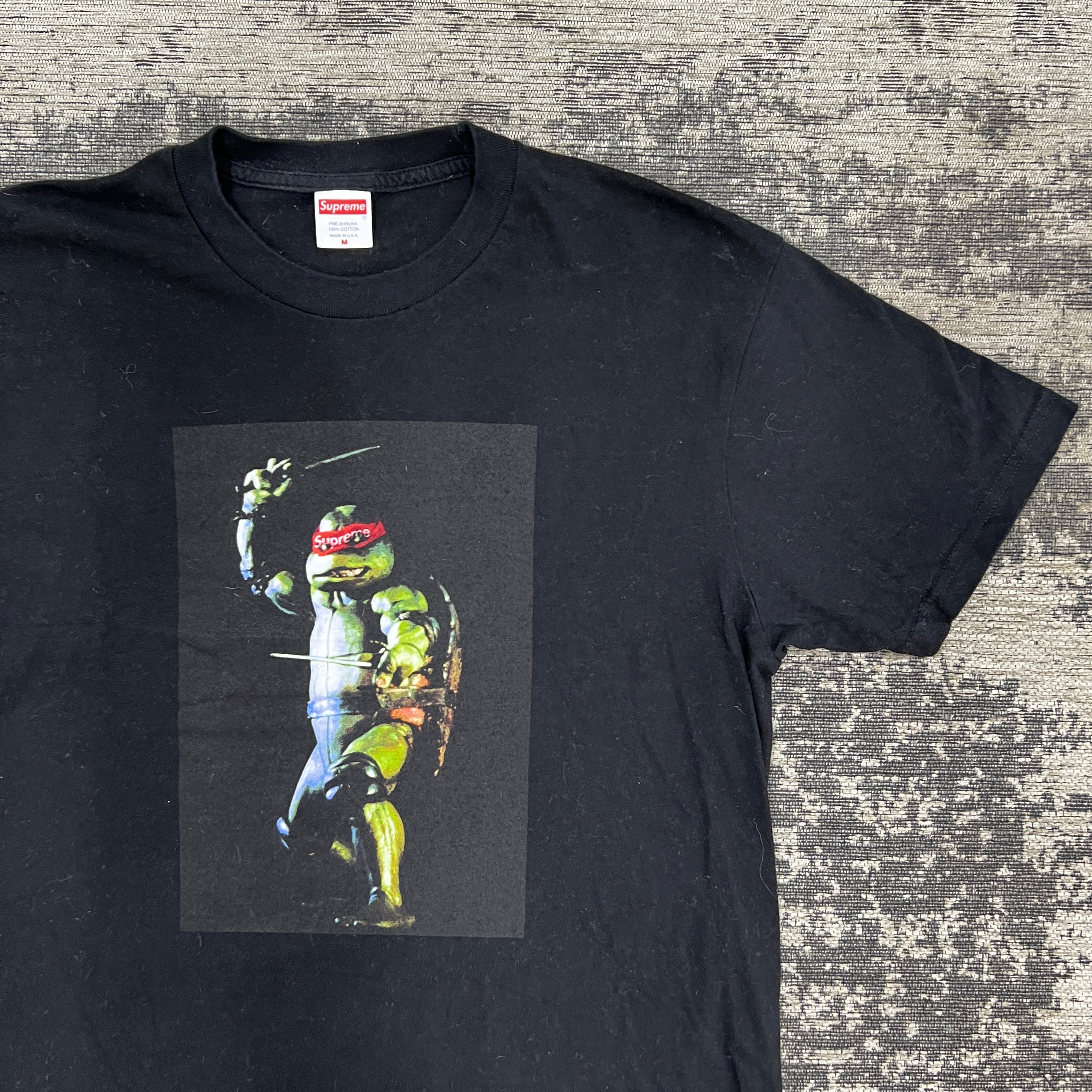 大好評発売中 SUPREME Raphael Tee - トップス