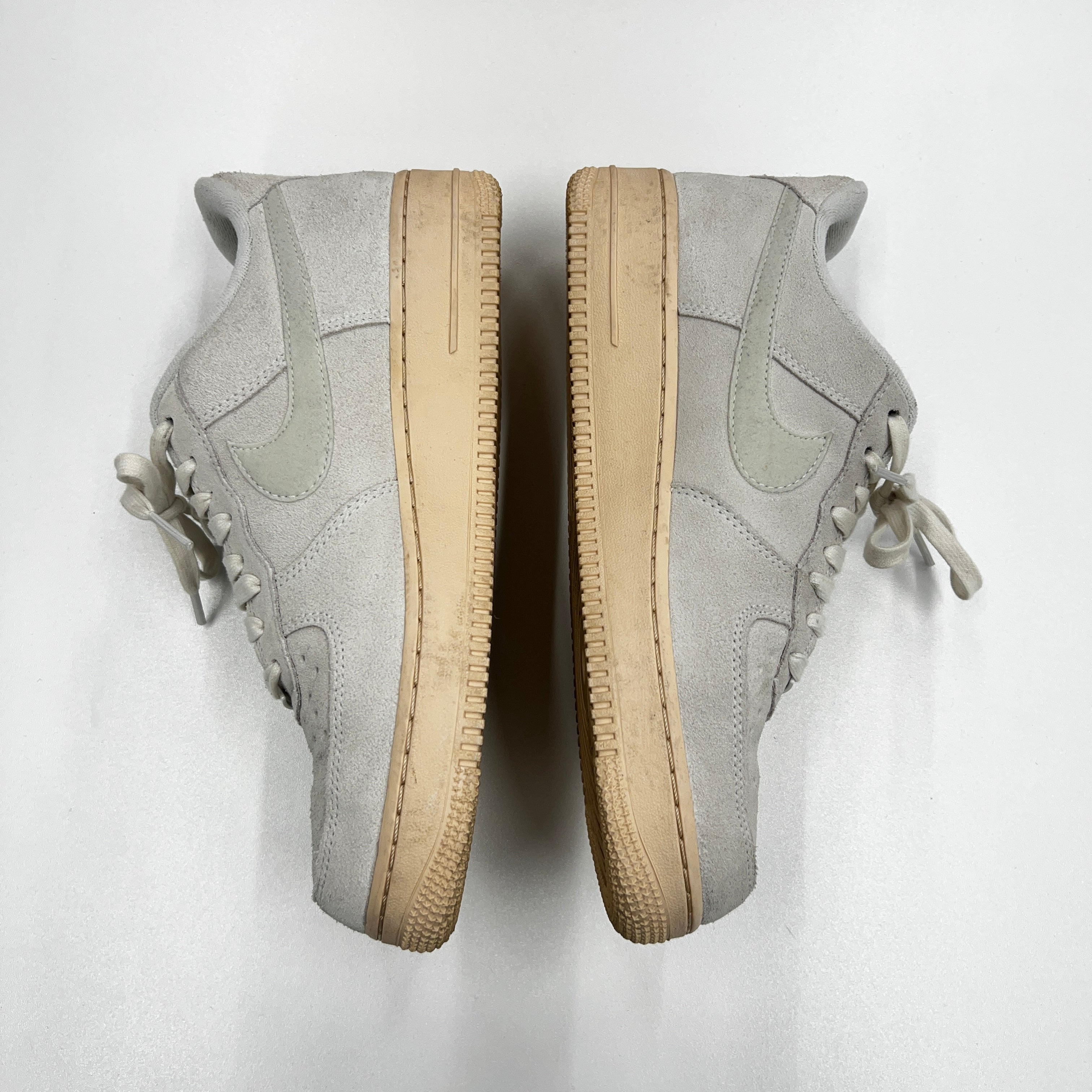 Nike air force clearance 1 lv8 suede grey