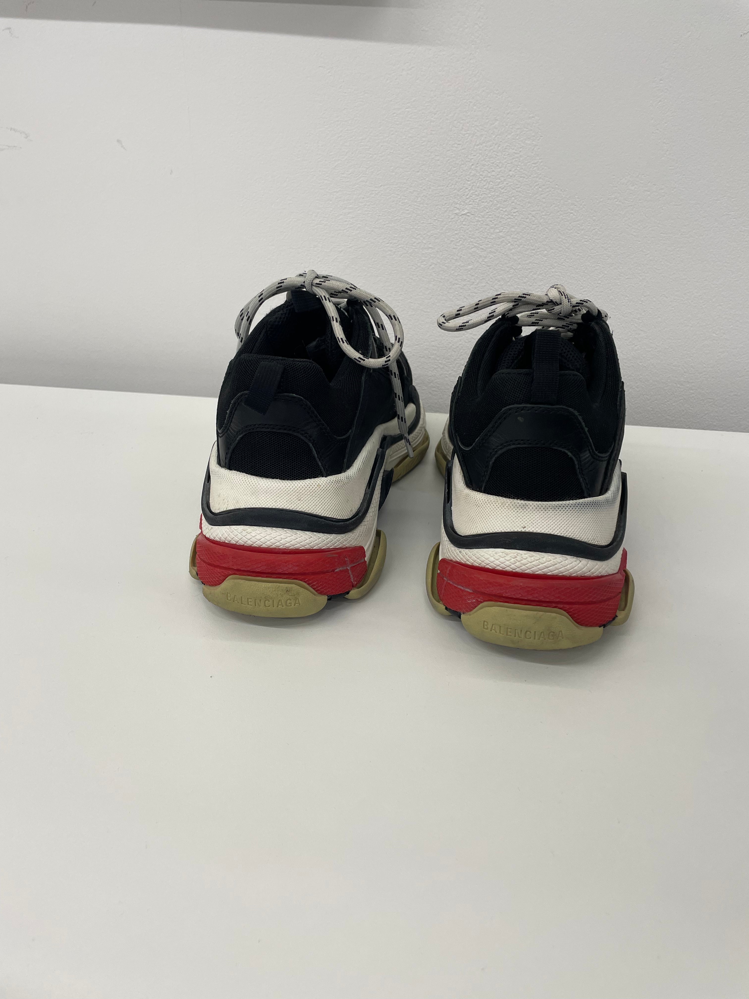 Balenciaga fake vs hot sale real triple s