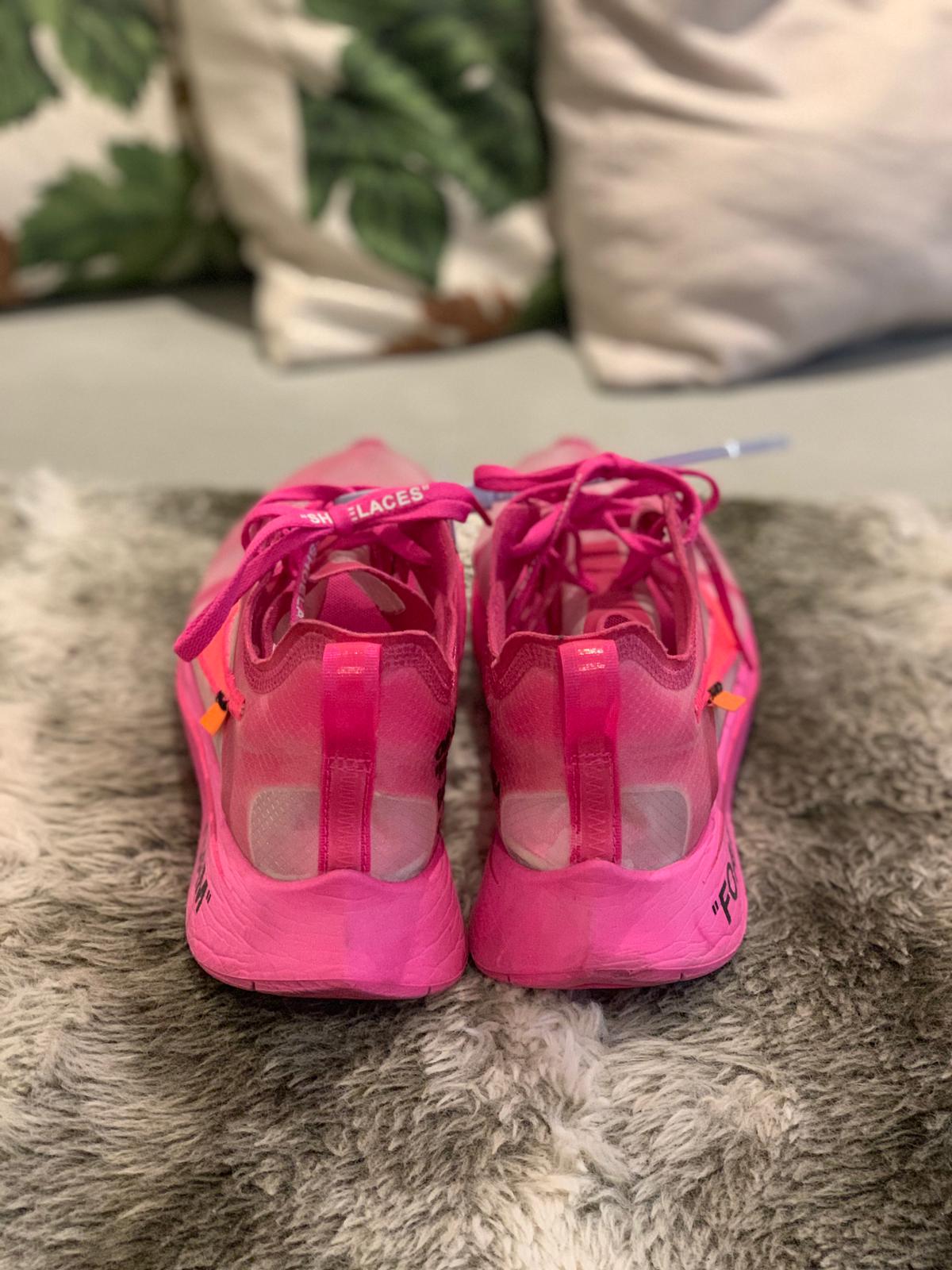 Off white hotsell x nike pink