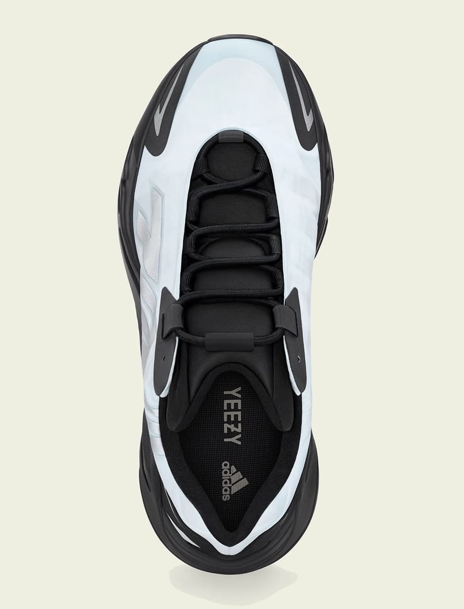 Yeezy cheap 700 sale