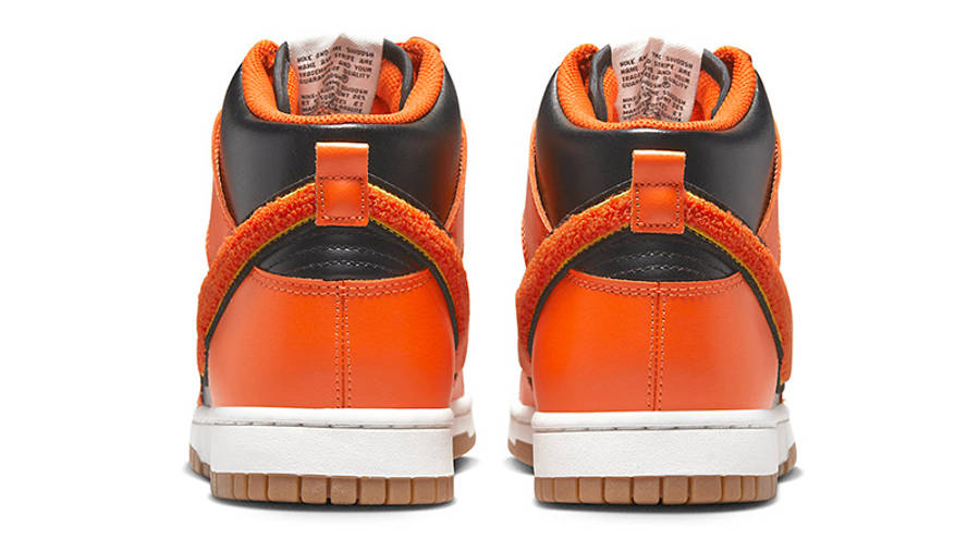 Sb dunk shop high black orange